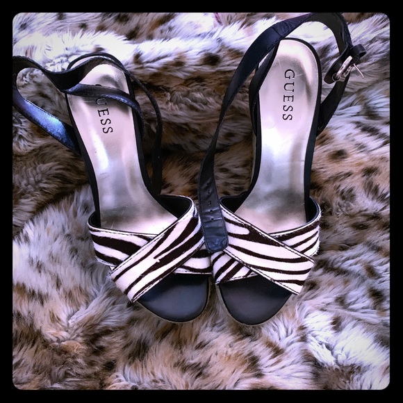 Guess sandal - Picture 1 of 6